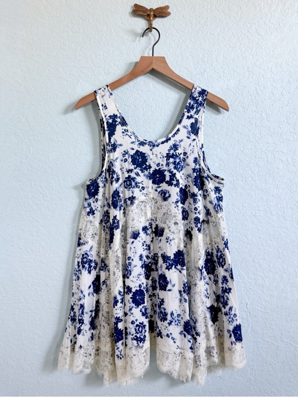 Umgee•Boho Floral and Lace Tank Tunic•Blue and Cream•Womens•Large•